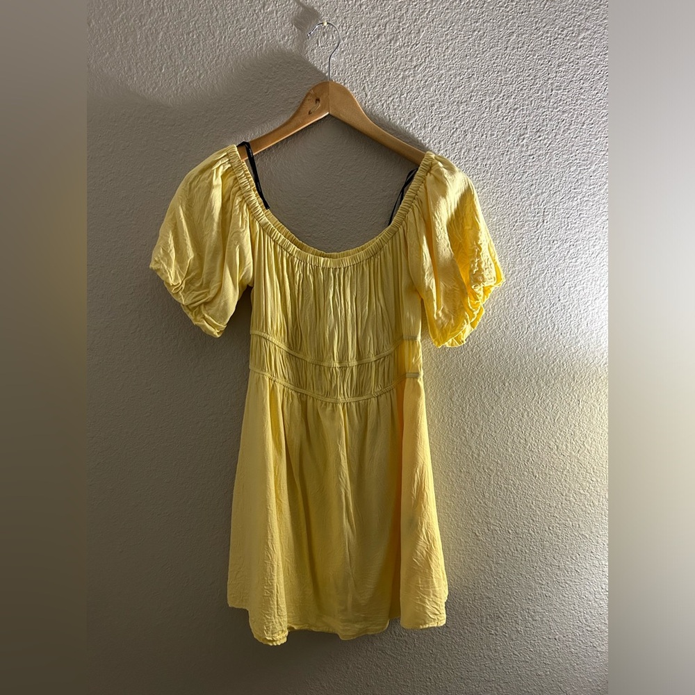 NWOT Forever 21 Women’s Casual Square Neck Mini Dress-Size L-Yellow